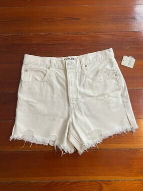 Free People We The Free Makai Cut Off Shorts 28 Bright White NWT Distressed